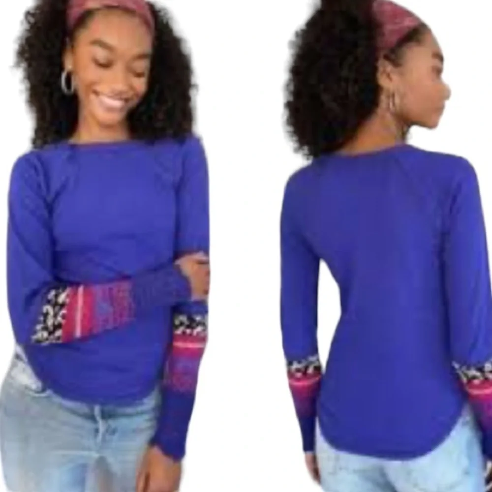 Free People blue thermal long sleeve with sweater “cuffs” medium